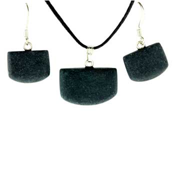 16X13/22X14mm Frosted Black Stone Tongue Pendants & Earrings