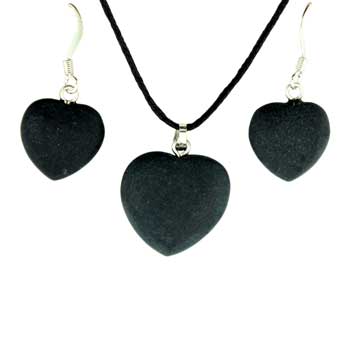 15 / 22mm Frosted Black Stone Heart Pendants & Earrings