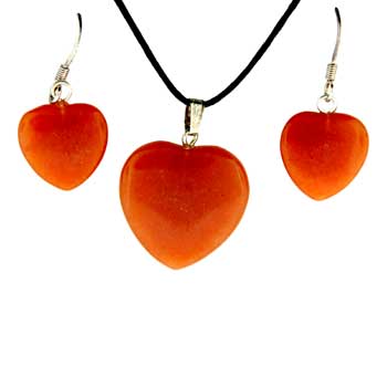 15 / 22mm Red Aventurine Heart Pendants