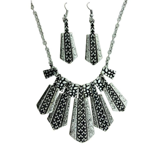 Zinc Alloy Silver Plated Pendants & Earrings set