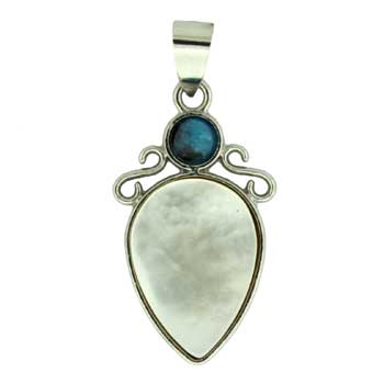 18X32mm Mother Of Pearl Pear Pendants