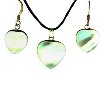 14 / 18mm Mother Of Pearl Heart Pendants & Earrings