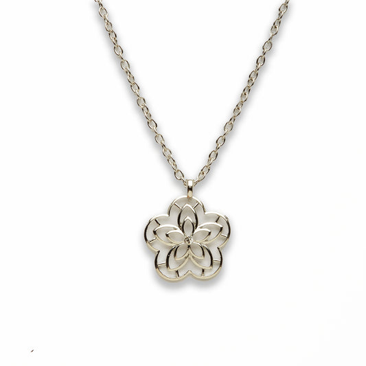Zinc Alloy Silver Plated Flower Necklace