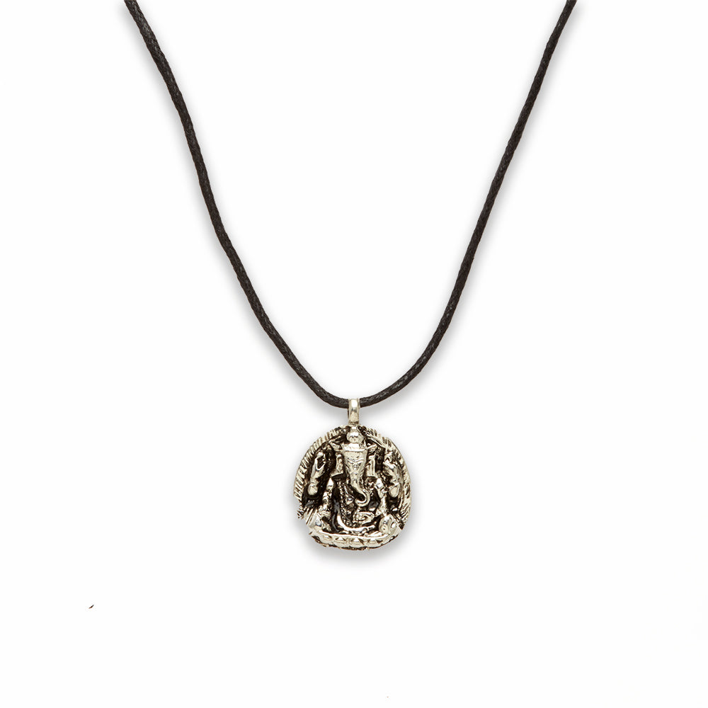 18 inch Zinc Alloy Silver Tone Kwan Necklace