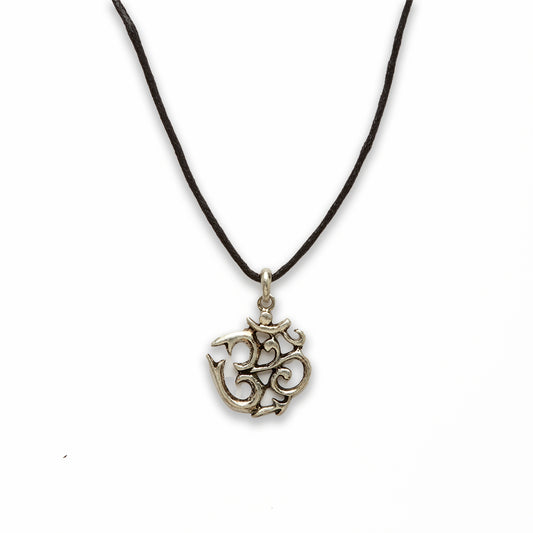 18 inch Zinc Alloy Burnish Silver Tone Symbol Symbol Necklace